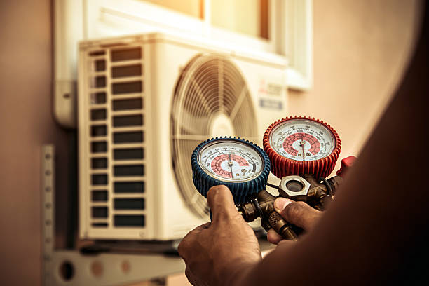 Professional Hvac technician working in Burlington, CO